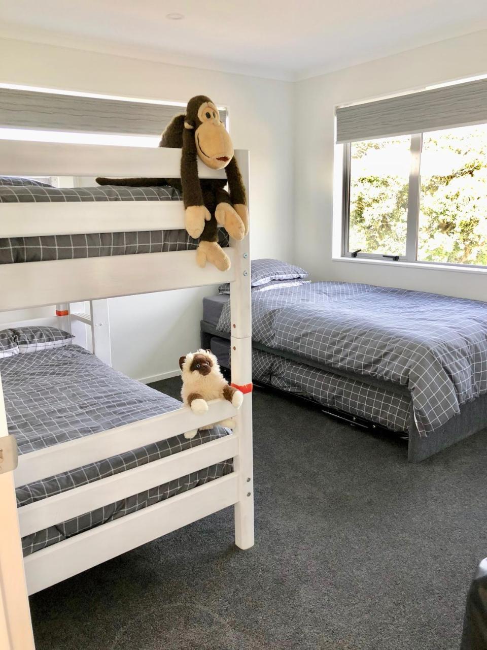 Otaki Beachfront Getaway Экстерьер фото