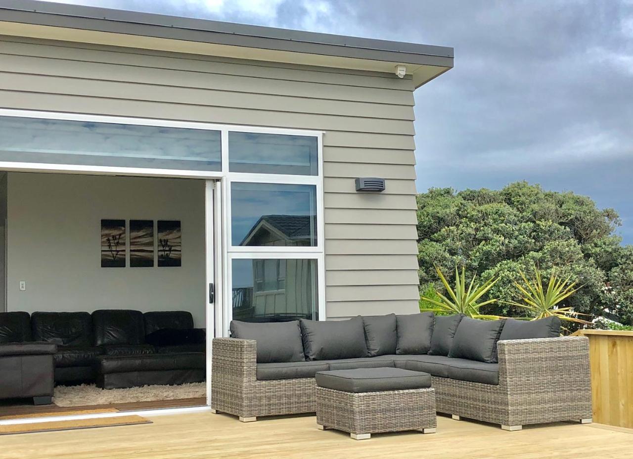 Otaki Beachfront Getaway Экстерьер фото