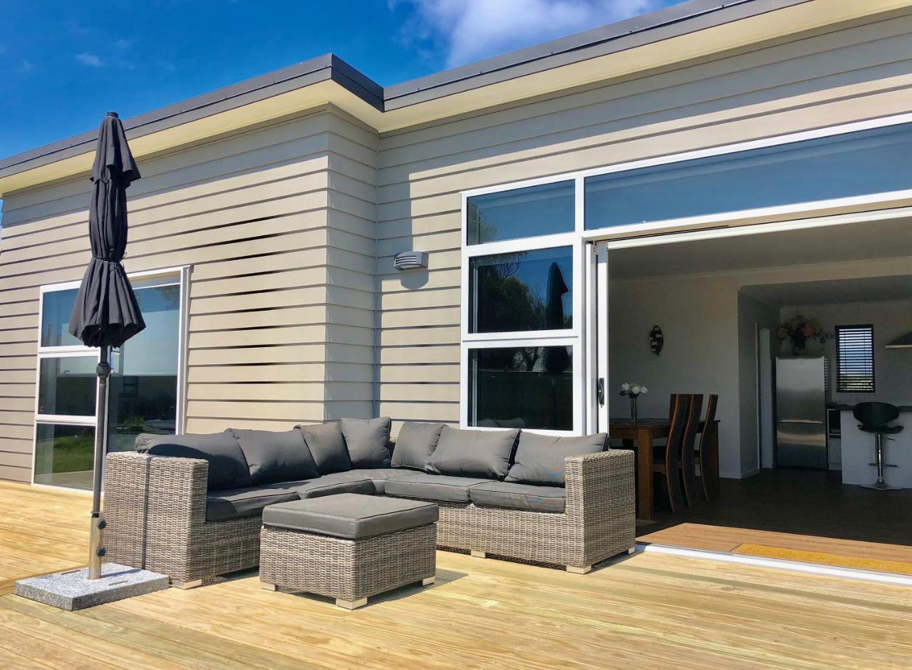 Otaki Beachfront Getaway Экстерьер фото